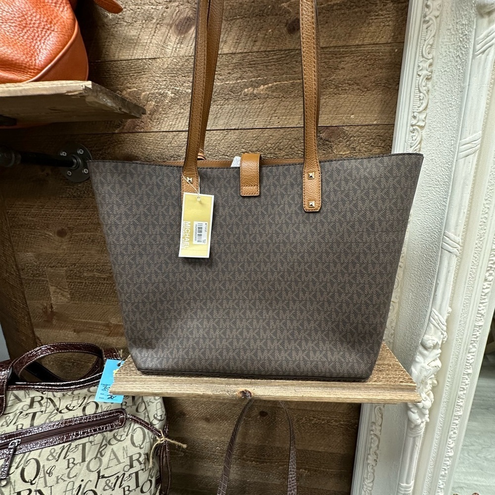 Michael Kors Jet Set Travel Tote in Signature Brown Logo with Acorn Trim (NWT) - Picture 6 of 7
